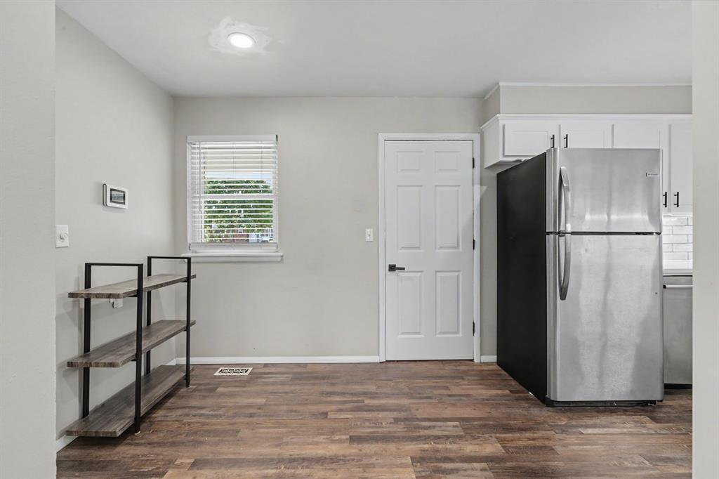 5945 Nw 62nd Street Property Photo 5