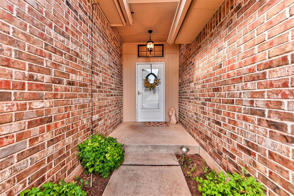 12405 Covey Creek Drive Property Photo 3