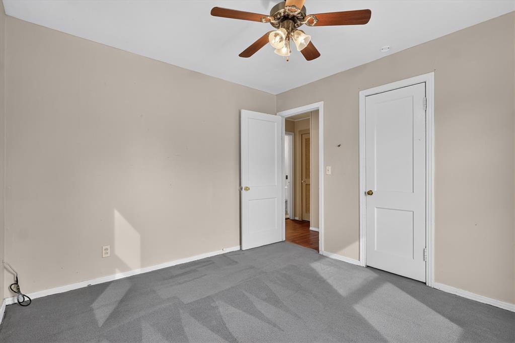 3613 S Dumas Avenue Property Photo 9