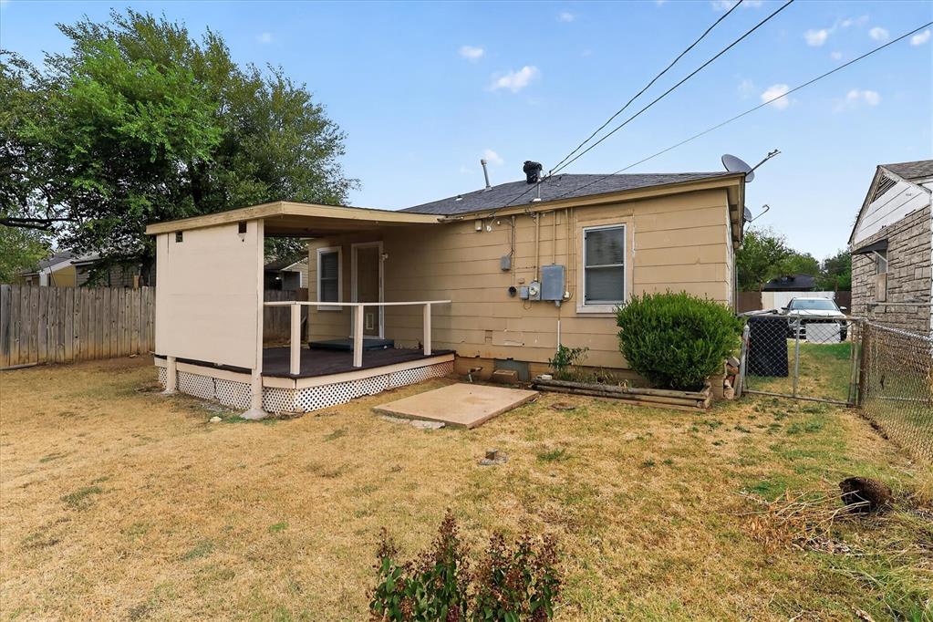 3613 S Dumas Avenue Property Photo 10