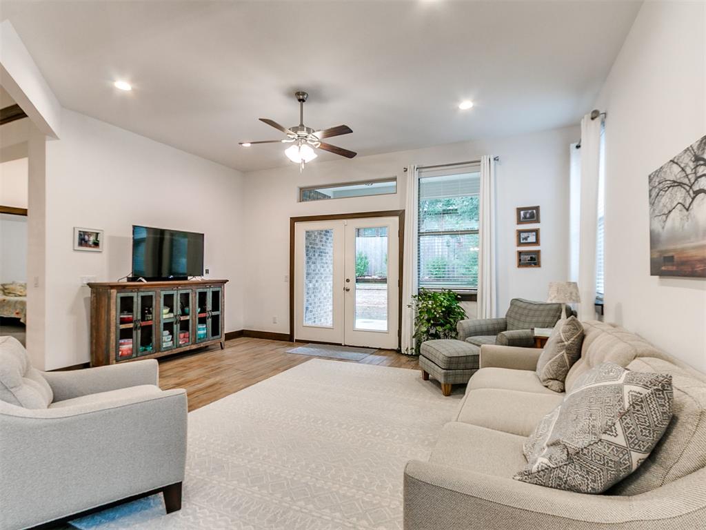6 Carat Drive Property Photo 23