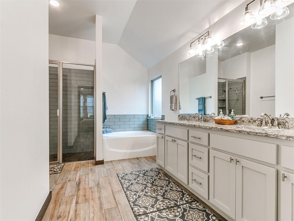 6 Carat Drive Property Photo 32
