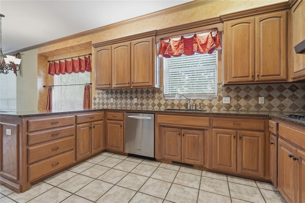 4328 Harrogate Drive Property Photo 22