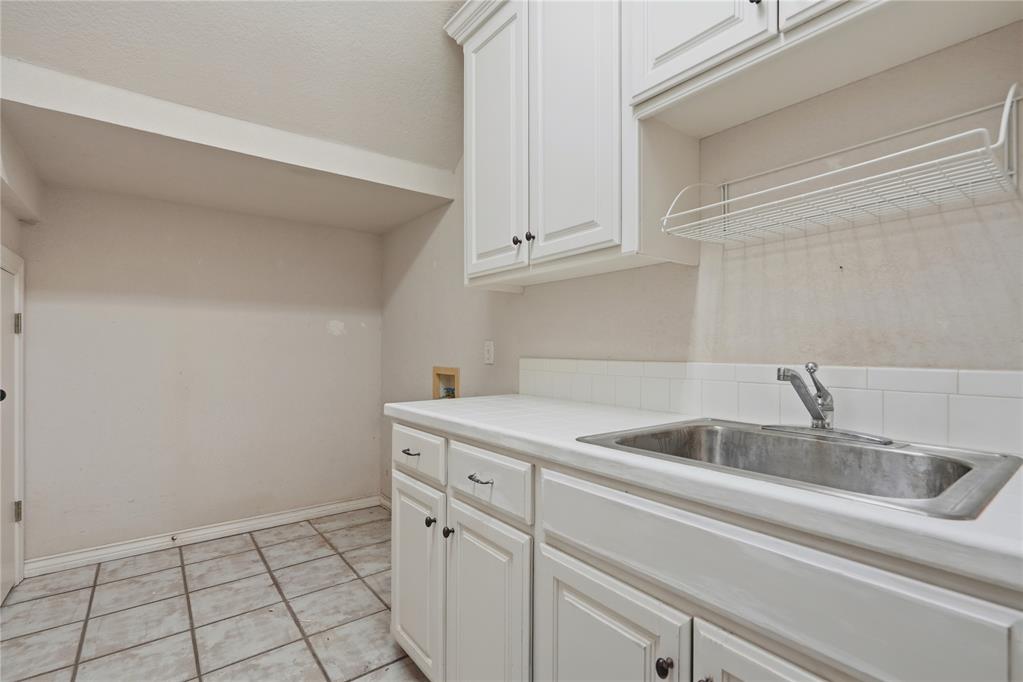 4328 Harrogate Drive Property Photo 25