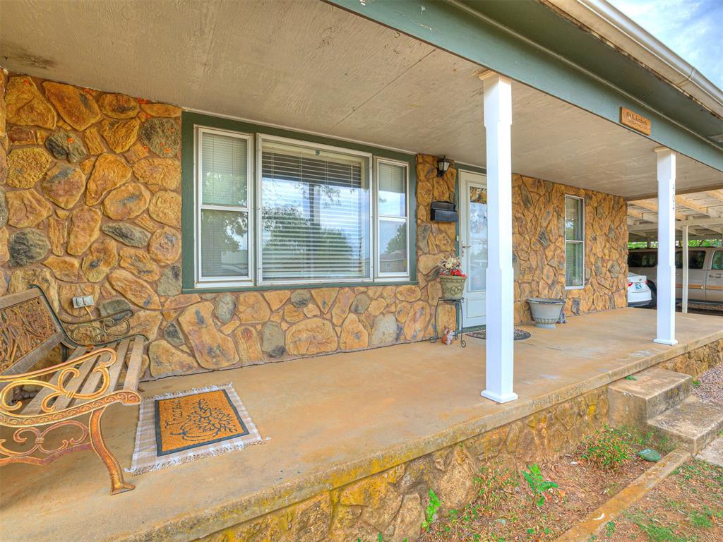 404 Kimberly Road Property Photo 8