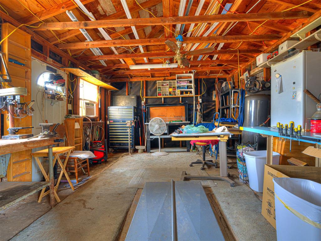 404 Kimberly Road Property Photo 32