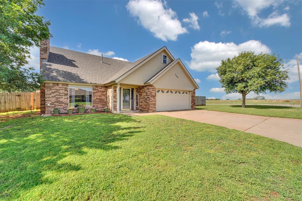320 Elkview Drive Property Photo 3