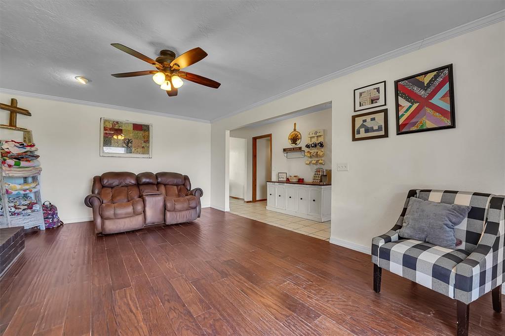 320 Elkview Drive Property Photo 6