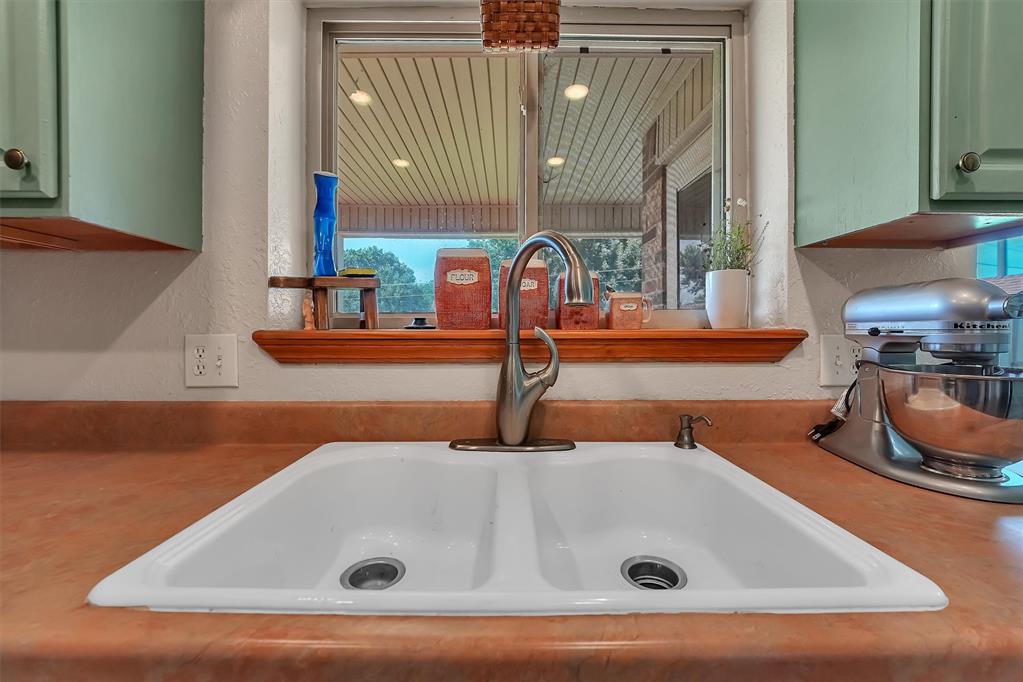 320 Elkview Drive Property Photo 11