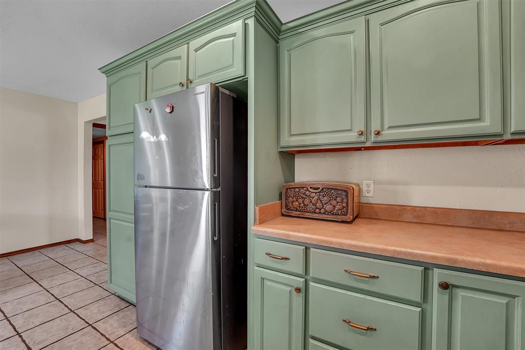 320 Elkview Drive Property Photo 12