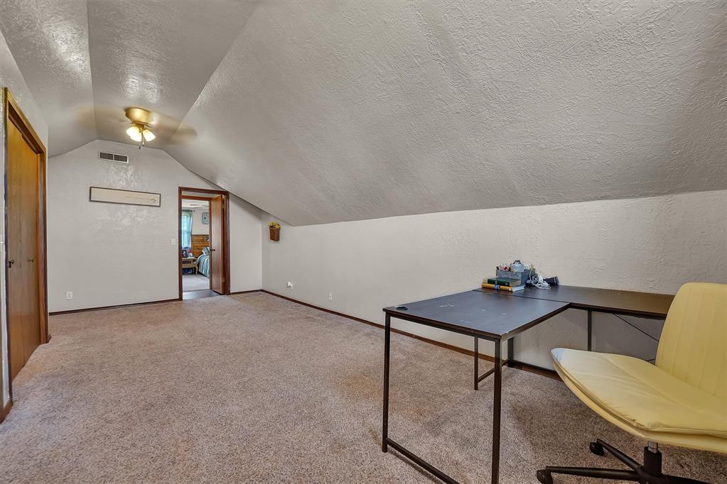 320 Elkview Drive Property Photo 23