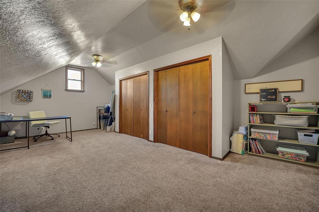 320 Elkview Drive Property Photo 24