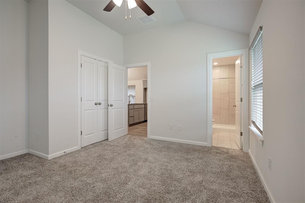 3008 Nw 196th Place Property Photo 22
