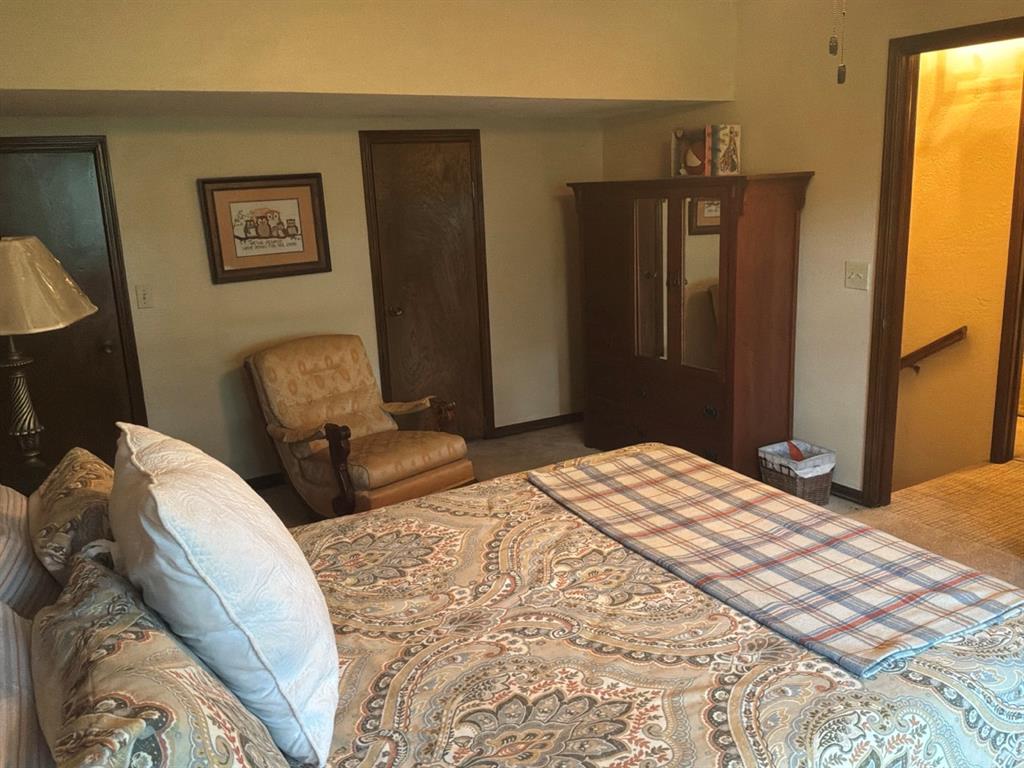 1414 E Wilshire Boulevard Property Photo 21