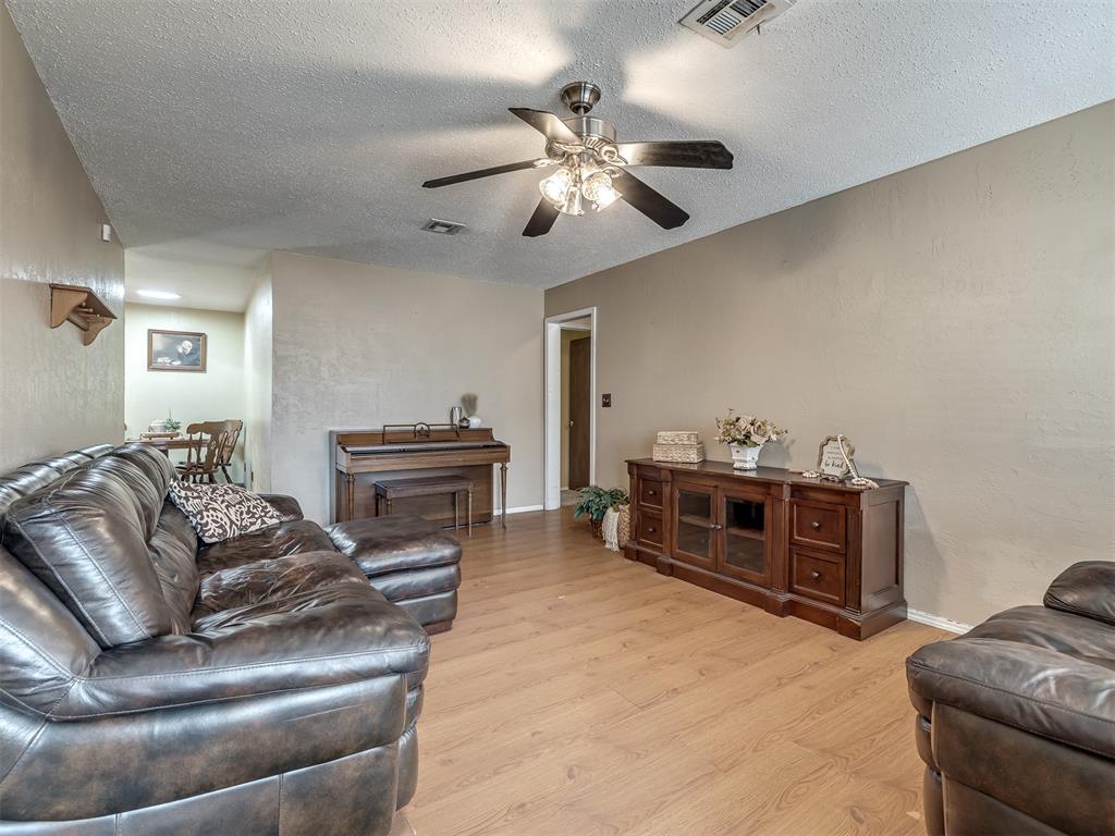 3323 Cox Circle Property Photo 8