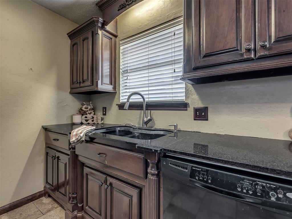 3323 Cox Circle Property Photo 17