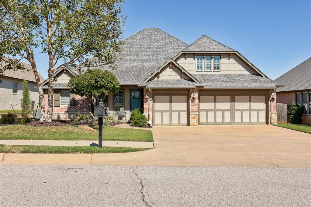 533 Newport Bridge Drive Property Photo 1