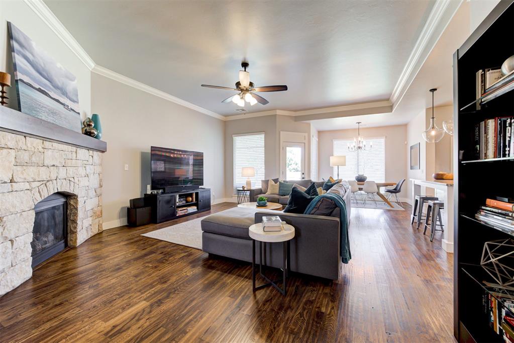 533 Newport Bridge Drive Property Photo 6