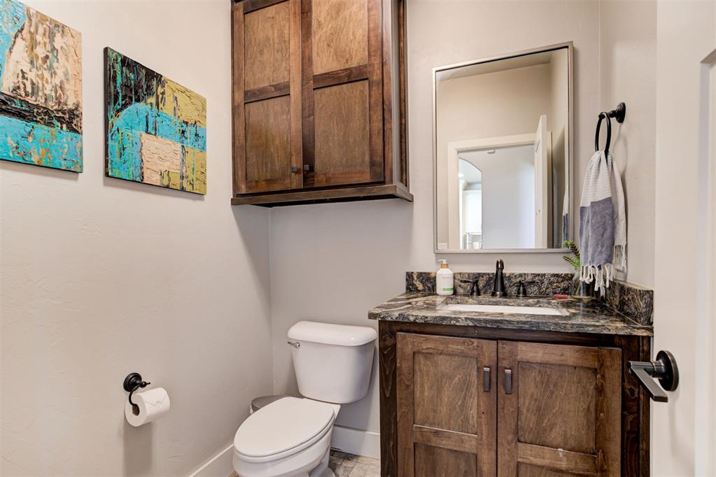 533 Newport Bridge Drive Property Photo 17
