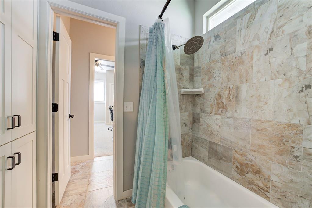 533 Newport Bridge Drive Property Photo 28