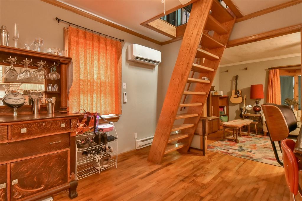 1001 N Tabor Avenue Property Photo 7