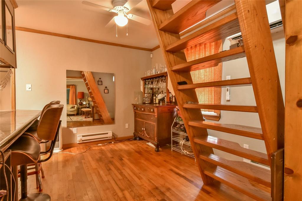 1001 N Tabor Avenue Property Photo 10