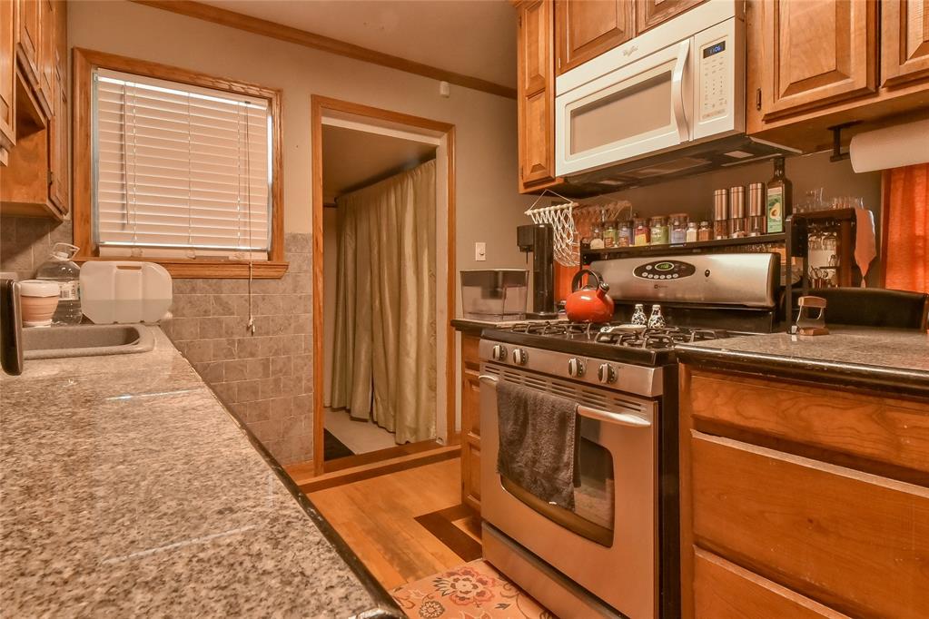 1001 N Tabor Avenue Property Photo 12