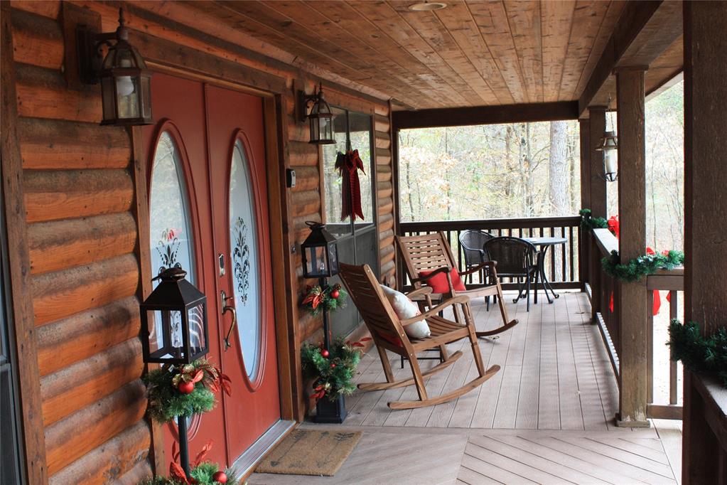 78 Hemlock Grove Road Property Photo 6