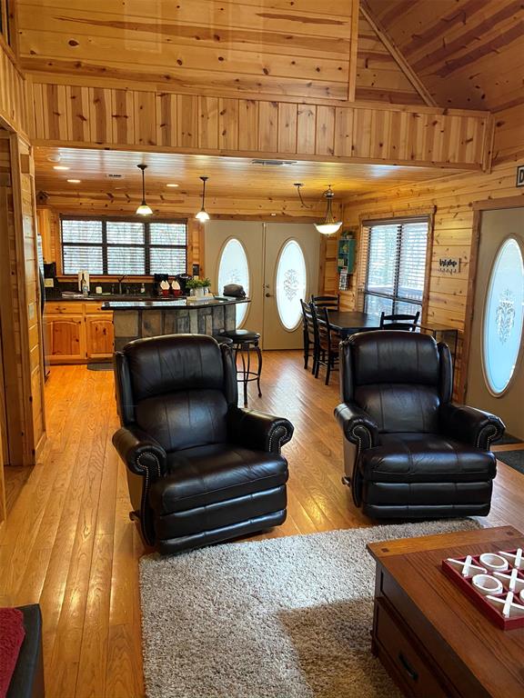 78 Hemlock Grove Road Property Photo 10