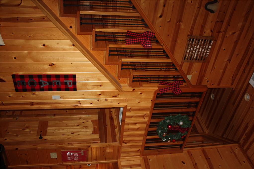 78 Hemlock Grove Road Property Photo 15