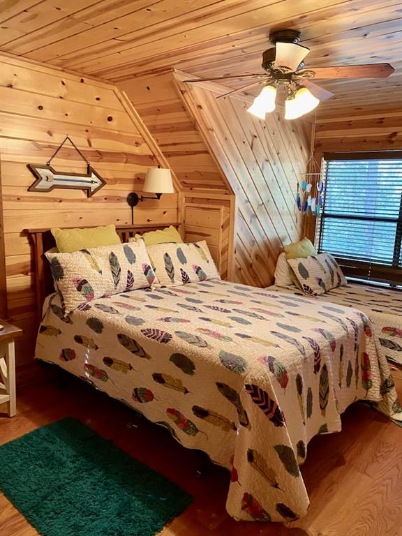 78 Hemlock Grove Road Property Photo 22