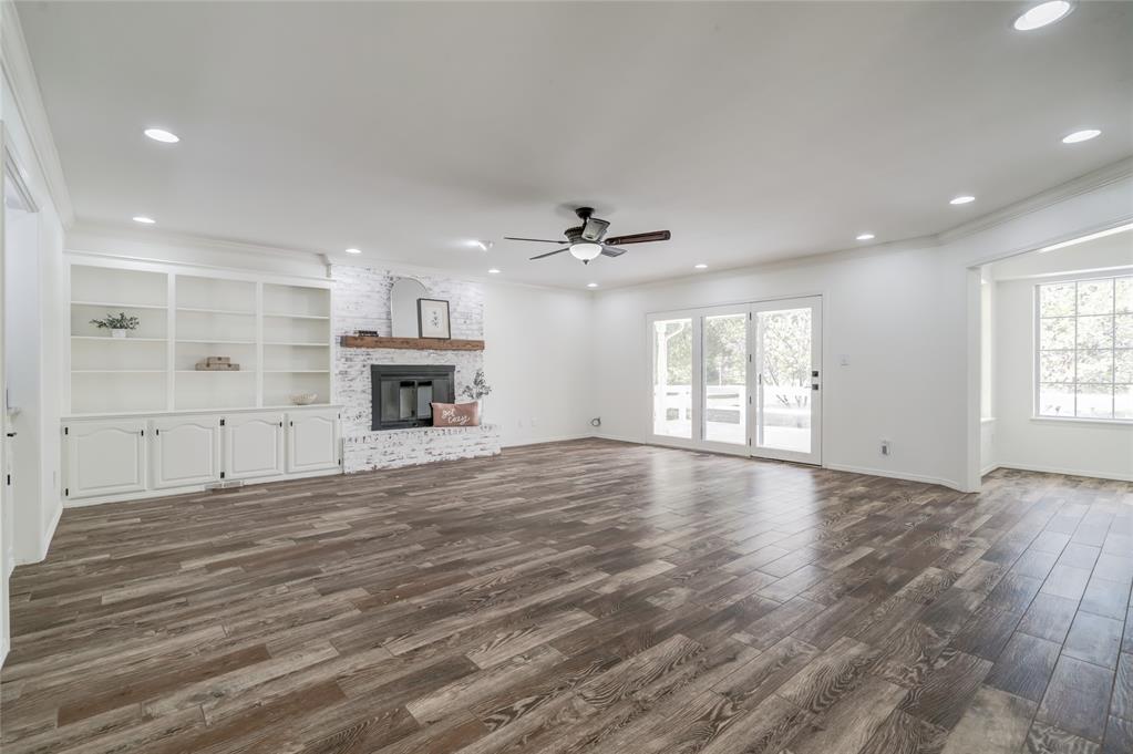 501 Pleasant Oaks Circle Property Photo 10