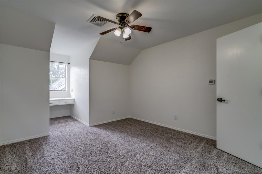 501 Pleasant Oaks Circle Property Photo 36