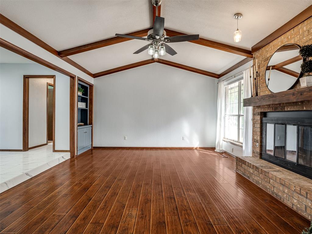 1908 Edgewater Lane Property Photo 8