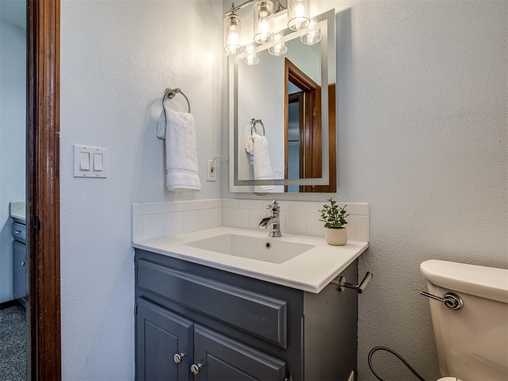 1908 Edgewater Lane Property Photo 30