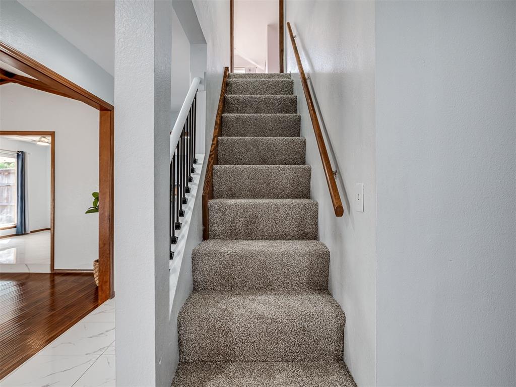 1908 Edgewater Lane Property Photo 38