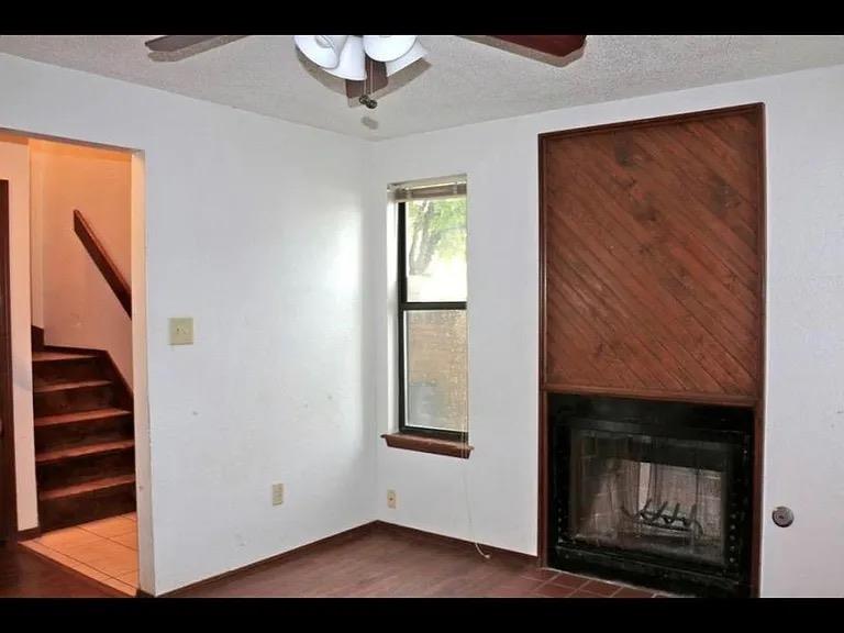 5406 Peachtree Drive Property Photo 3