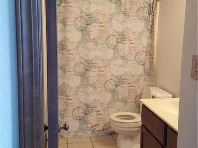 5406 Peachtree Drive Property Photo 5