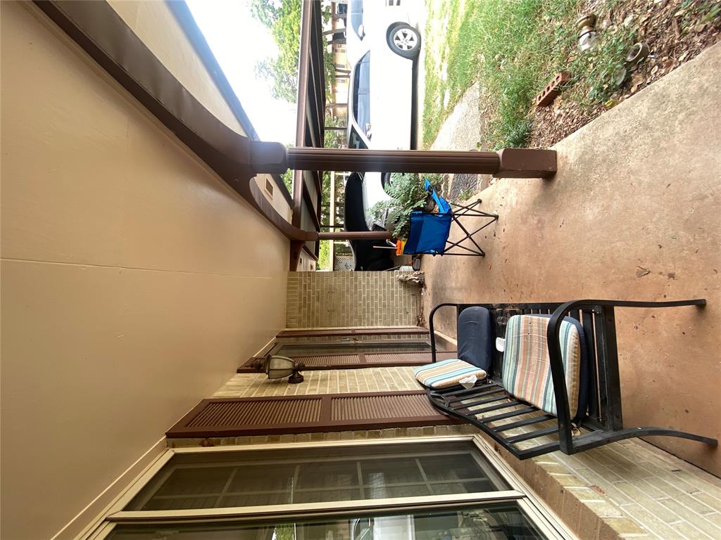 3420 Simmons Drive Property Photo 2
