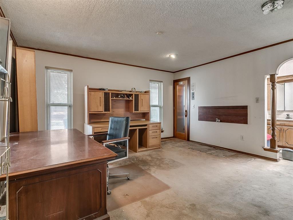 9220 Acre View Drive Property Photo 17