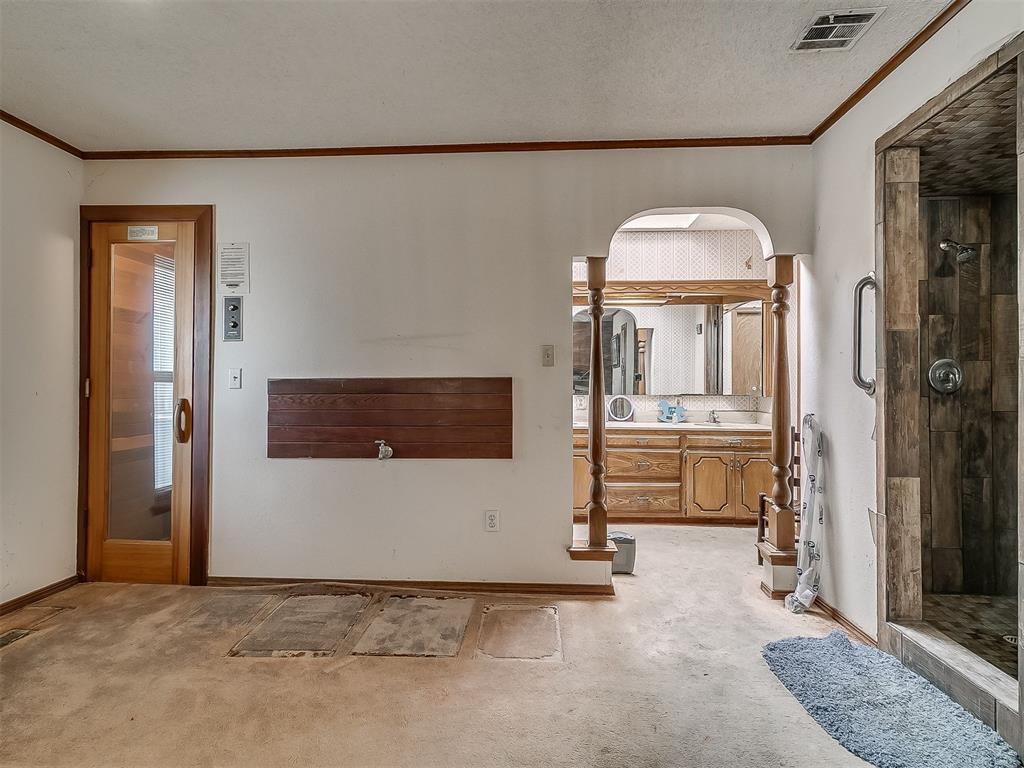 9220 Acre View Drive Property Photo 18