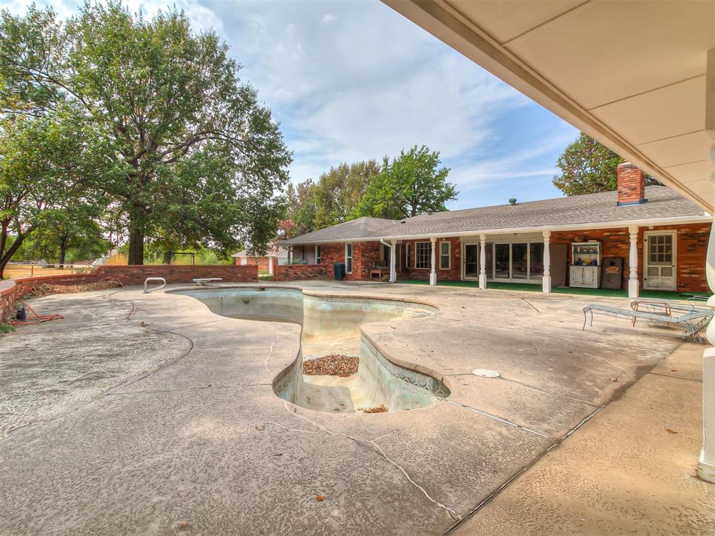 9220 Acre View Drive Property Photo 33