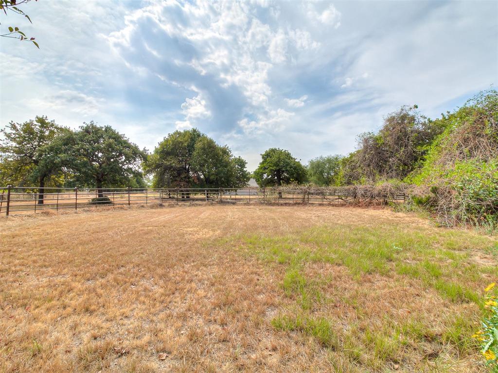 9220 Acre View Drive Property Photo 36