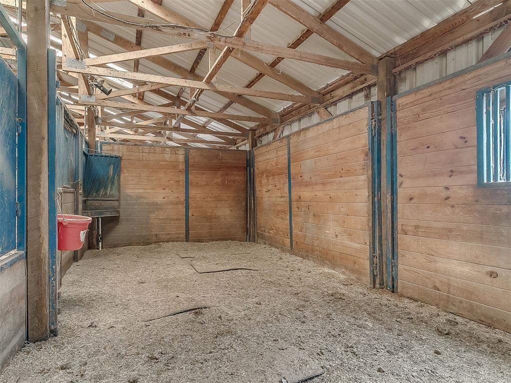 9220 Acre View Drive Property Photo 38