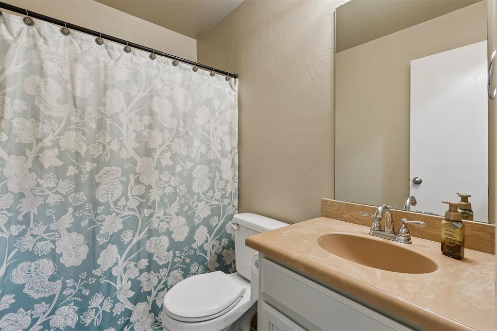 11429 Nw 130th Street Property Photo 24