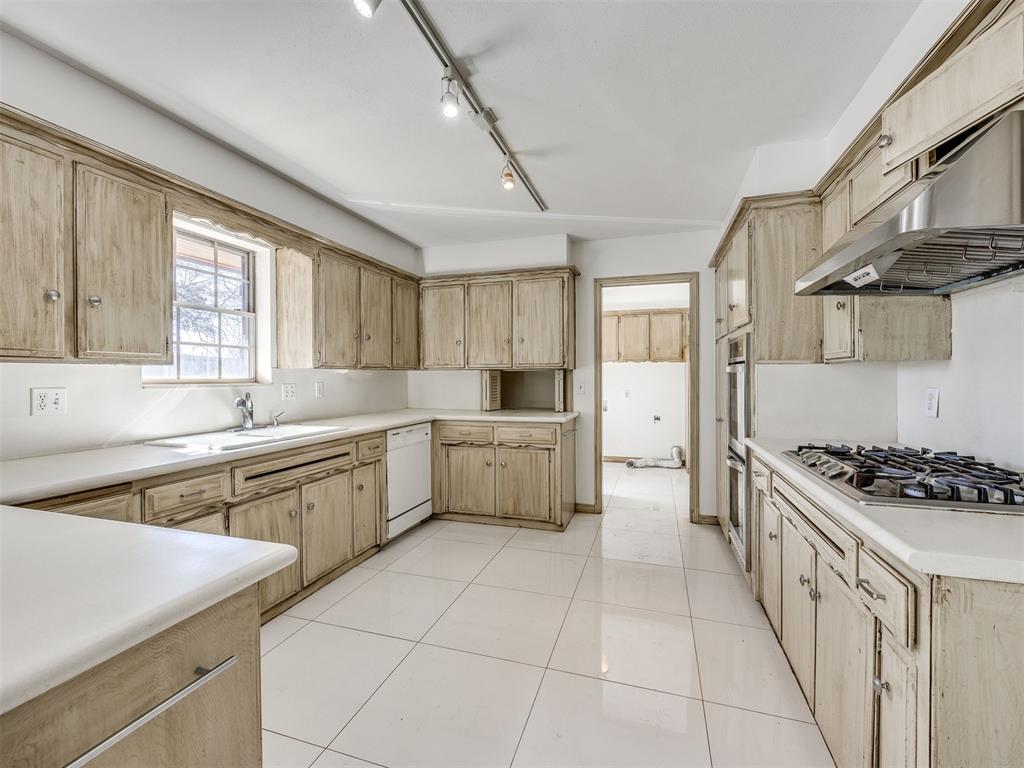 3024 Middlesex Drive Property Photo 17