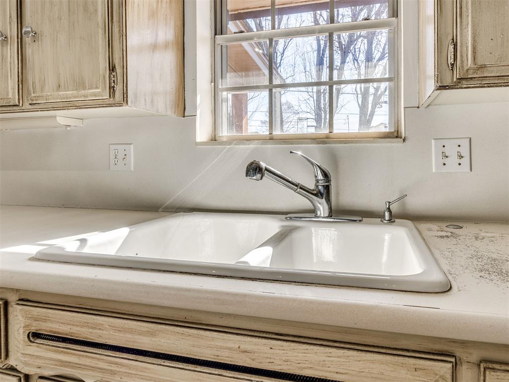 3024 Middlesex Drive Property Photo 19