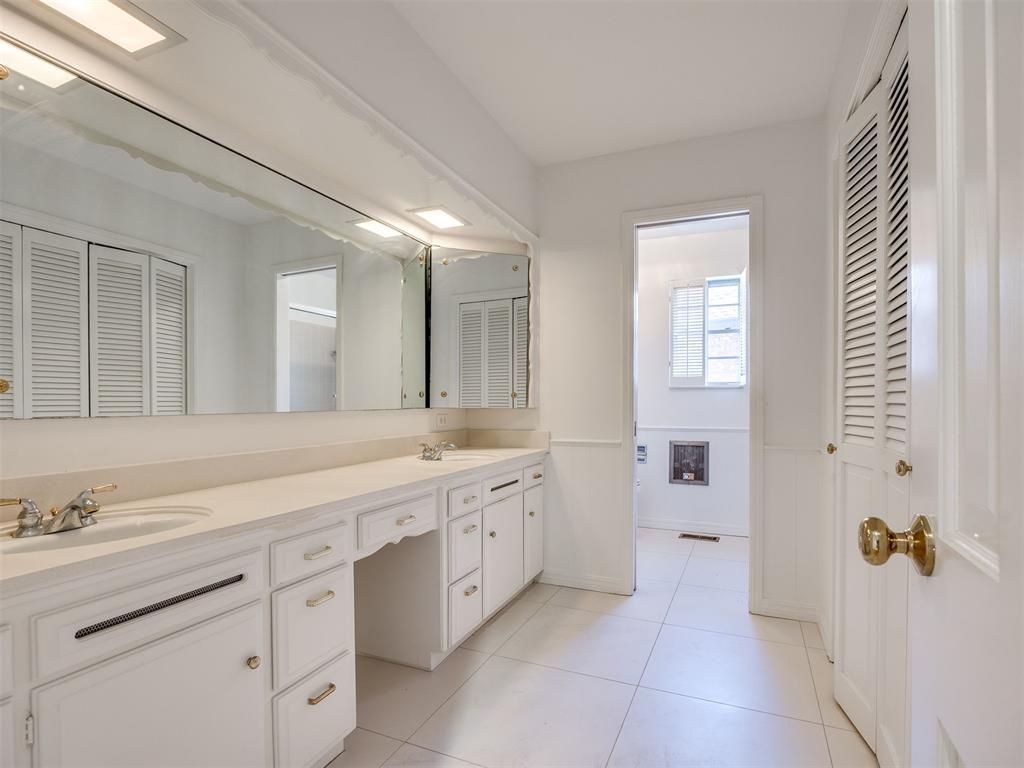3024 Middlesex Drive Property Photo 24