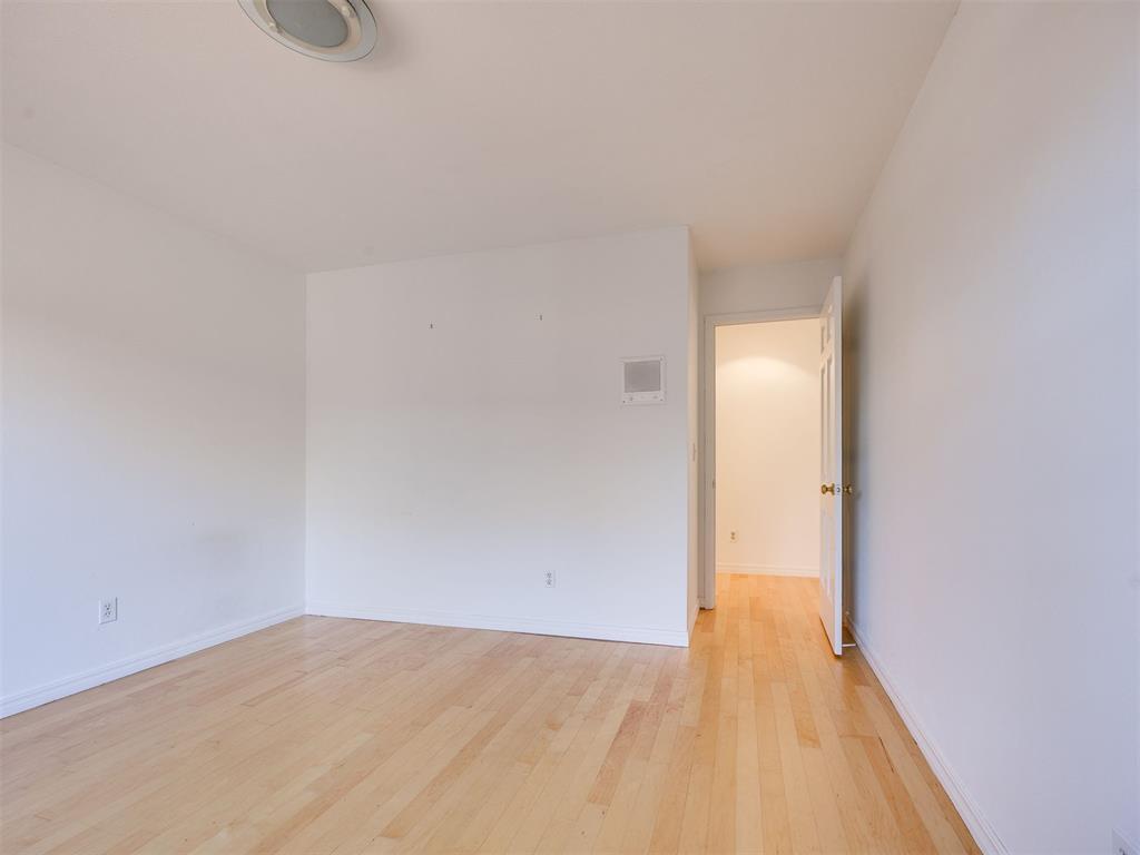 3024 Middlesex Drive Property Photo 28