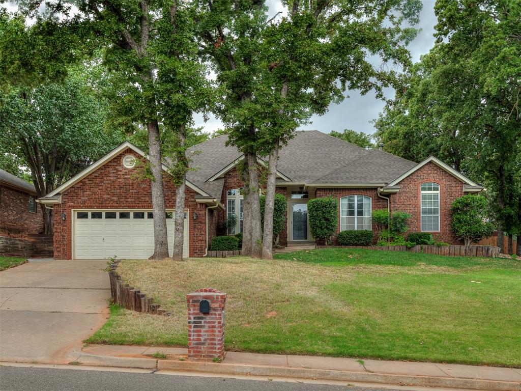 709 N Creek Drive Property Photo 1